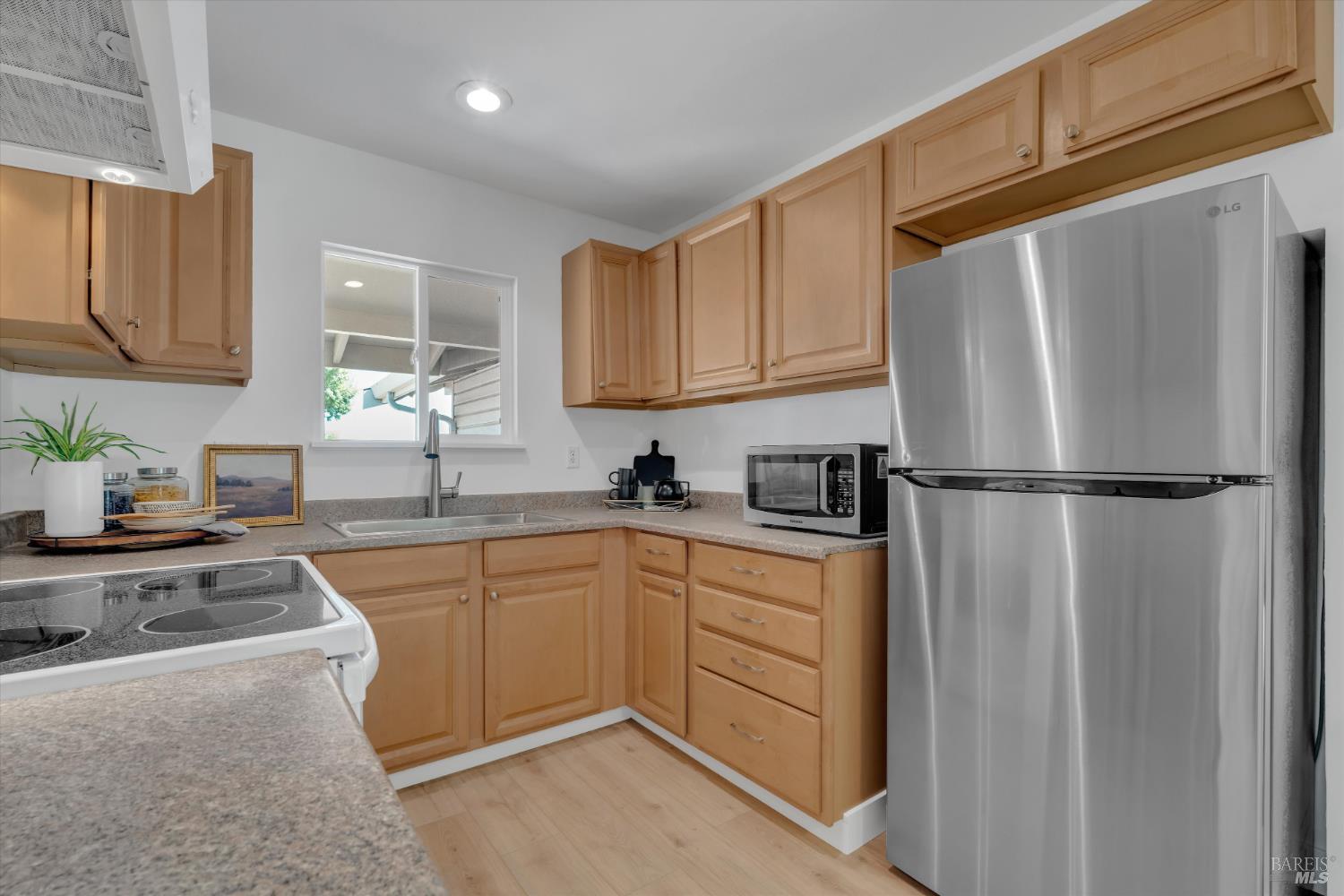 360 Markham Avenue Vacaville CA 95688