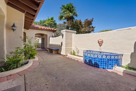 4800 Skycrest Way Santa Rosa CA 95405