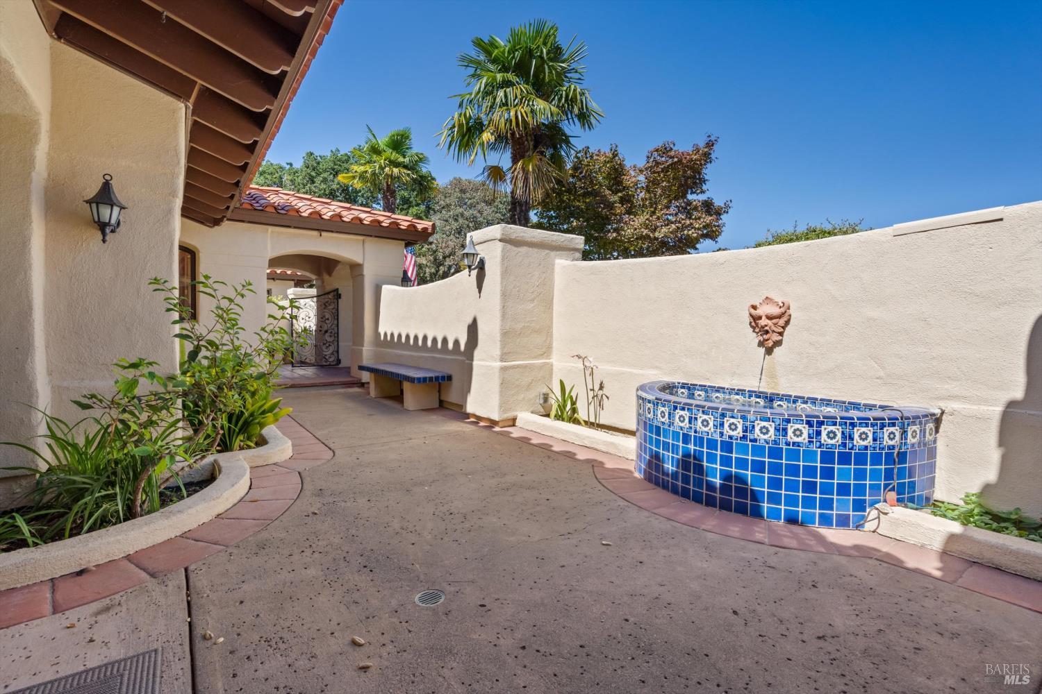 4800 Skycrest Way Santa Rosa CA 95405