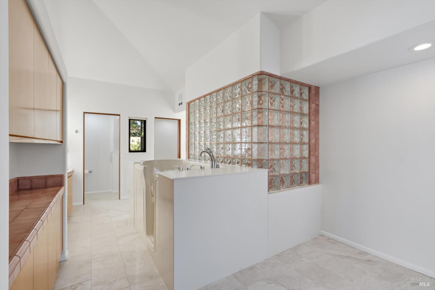 4800 Skycrest Way Santa Rosa CA 95405