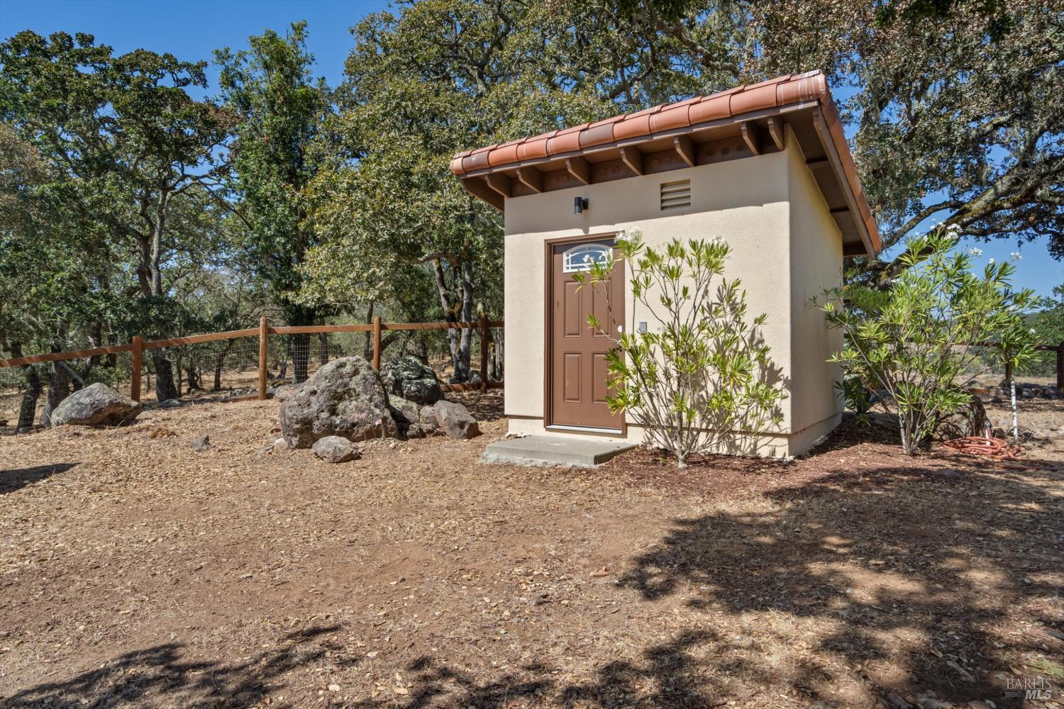 4800 Skycrest Way Santa Rosa CA 95405
