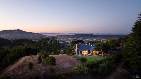 32 Oak View Court Novato CA 94947