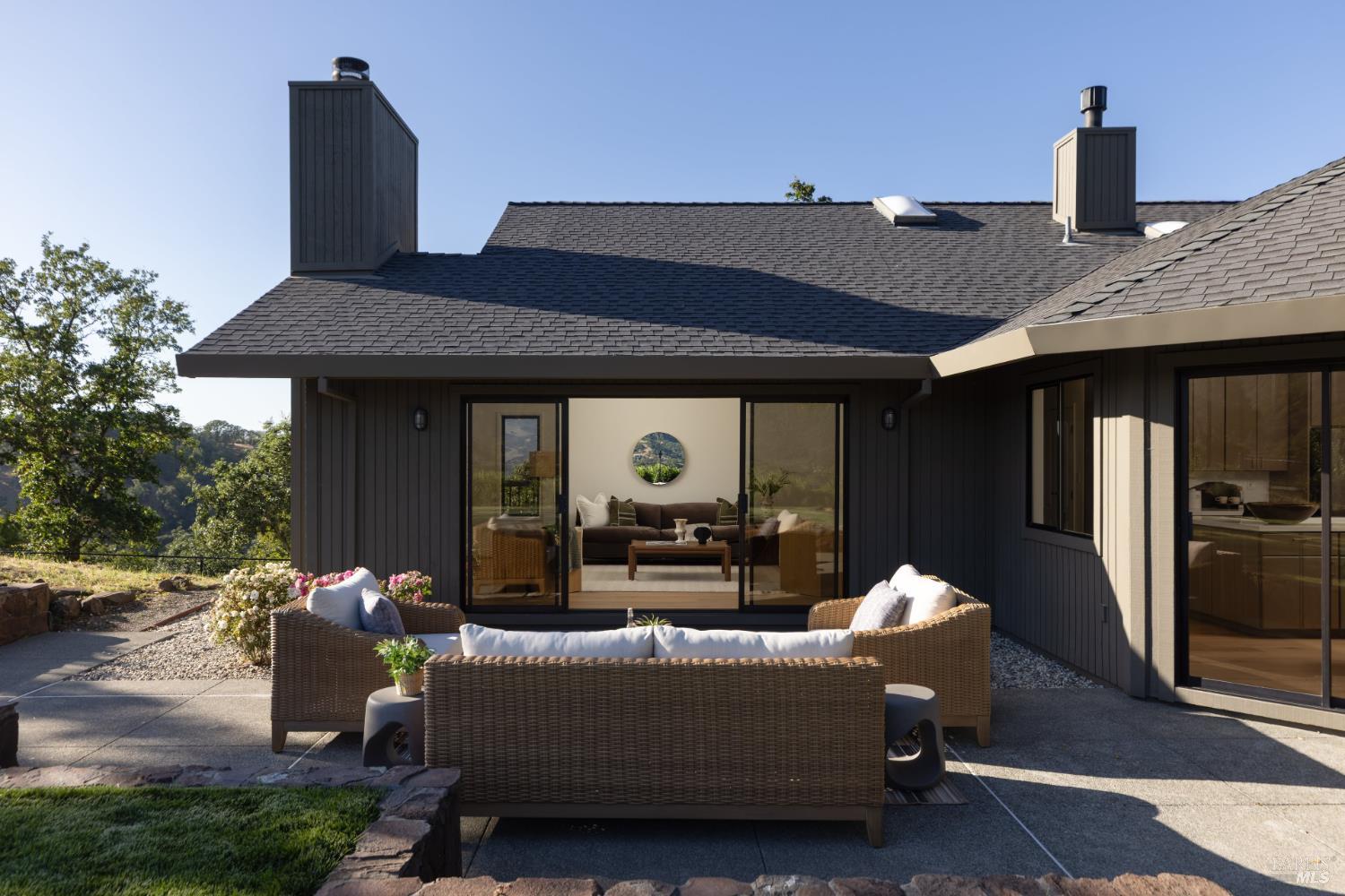 32 Oak View Court Novato CA 94947