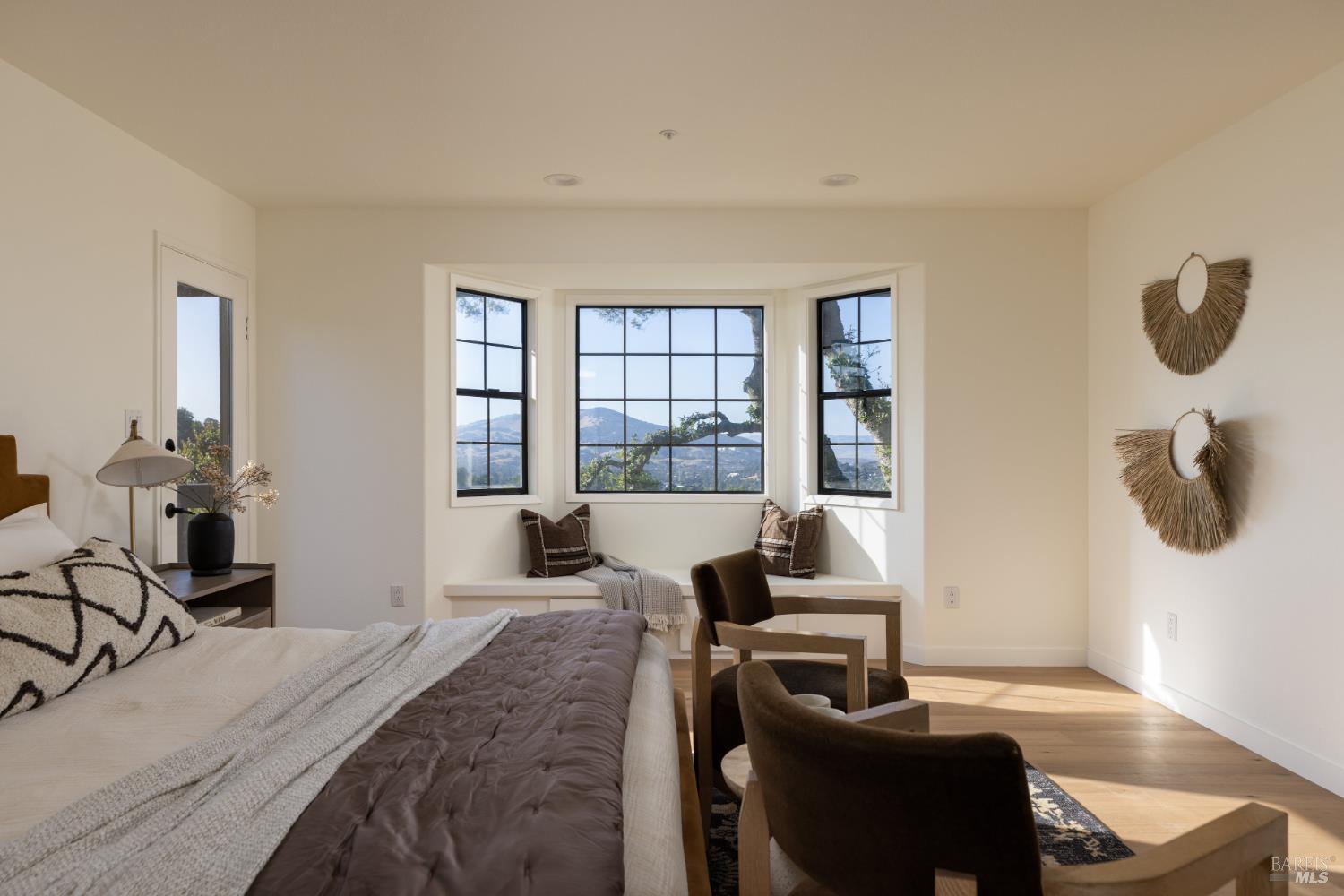 32 Oak View Court Novato CA 94947