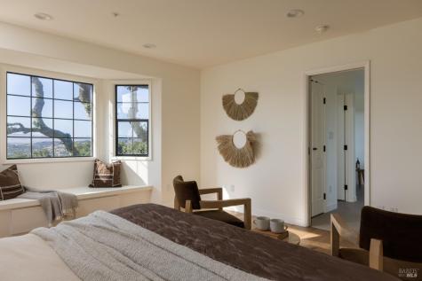 32 Oak View Court Novato CA 94947