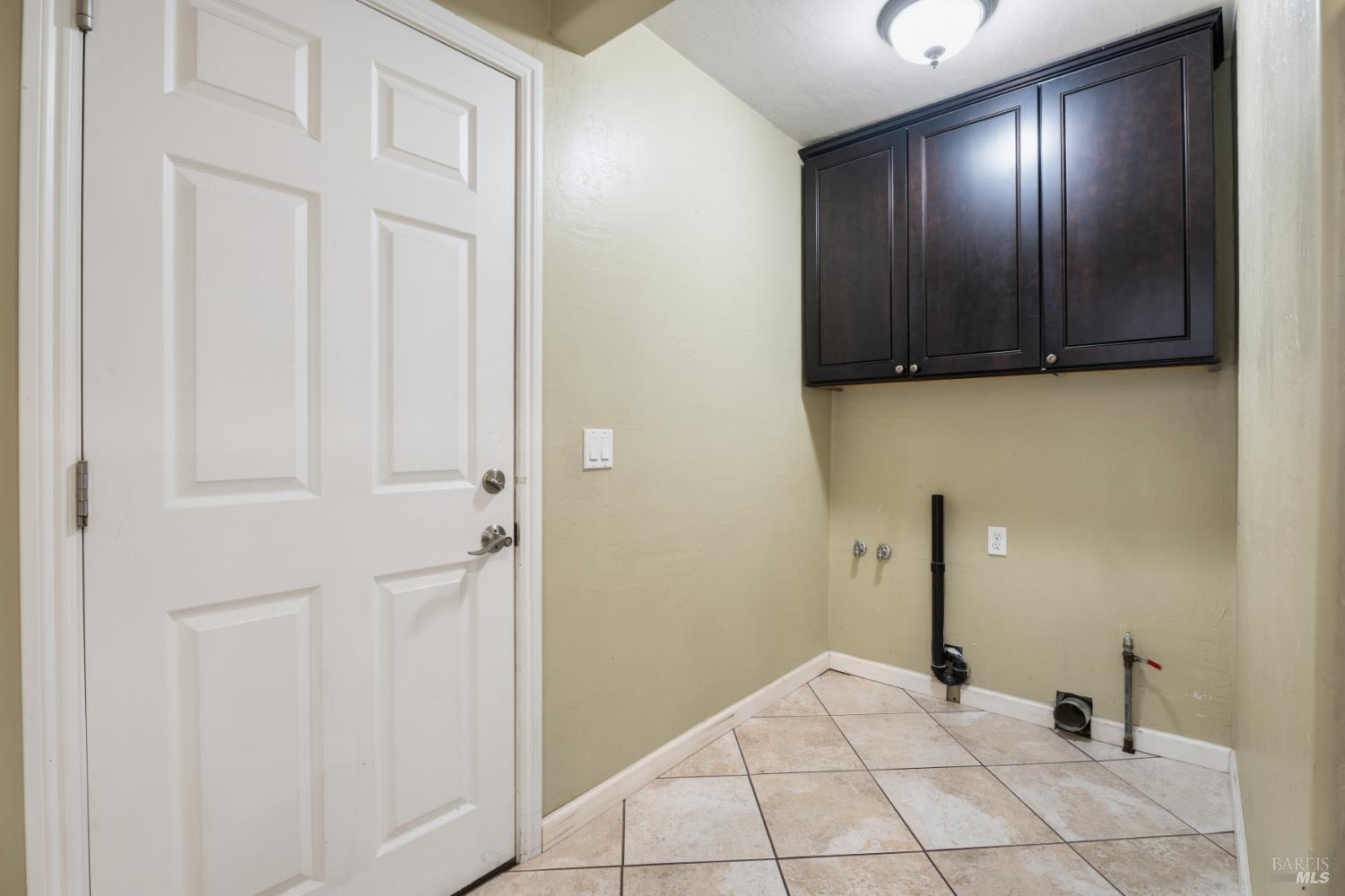 118 Barbara Street Ukiah CA 95482
