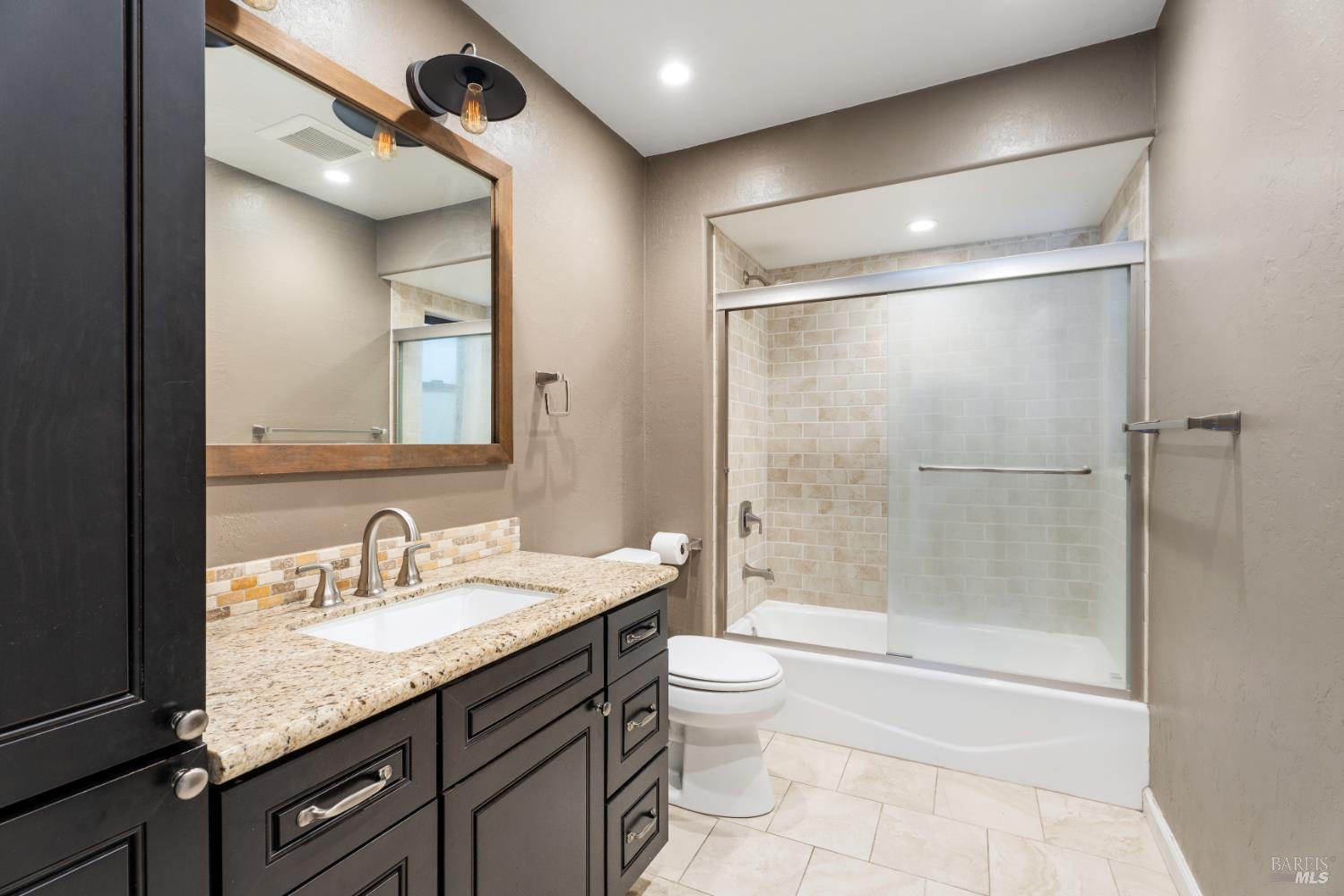 118 Barbara Street Ukiah CA 95482