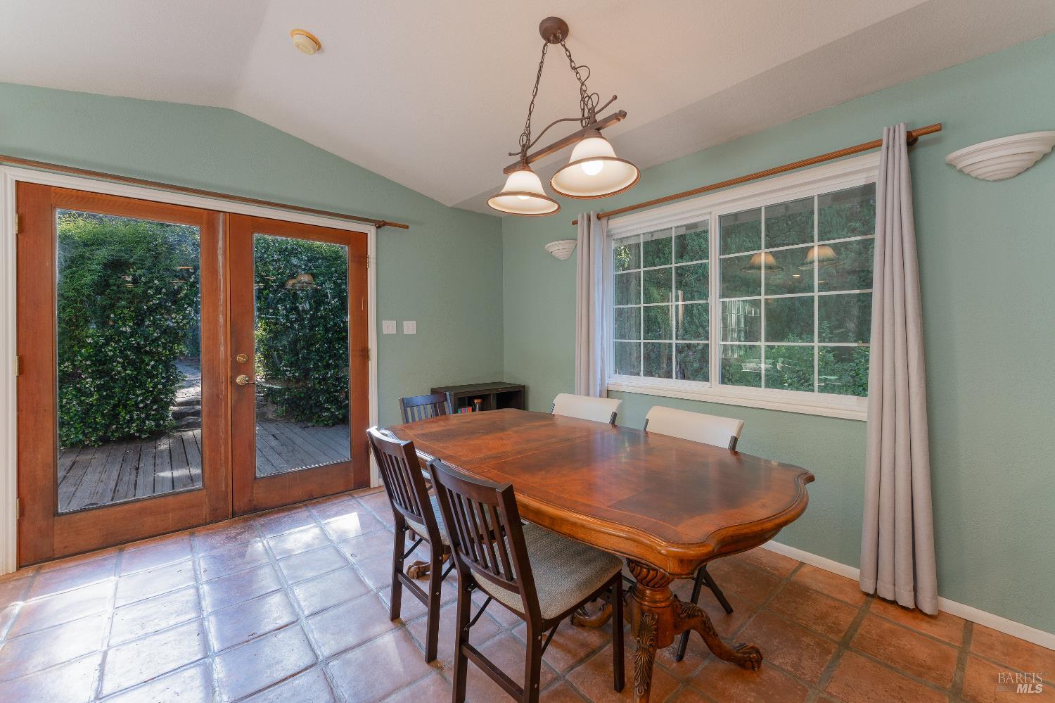 832 Alice Avenue Ukiah CA 95482