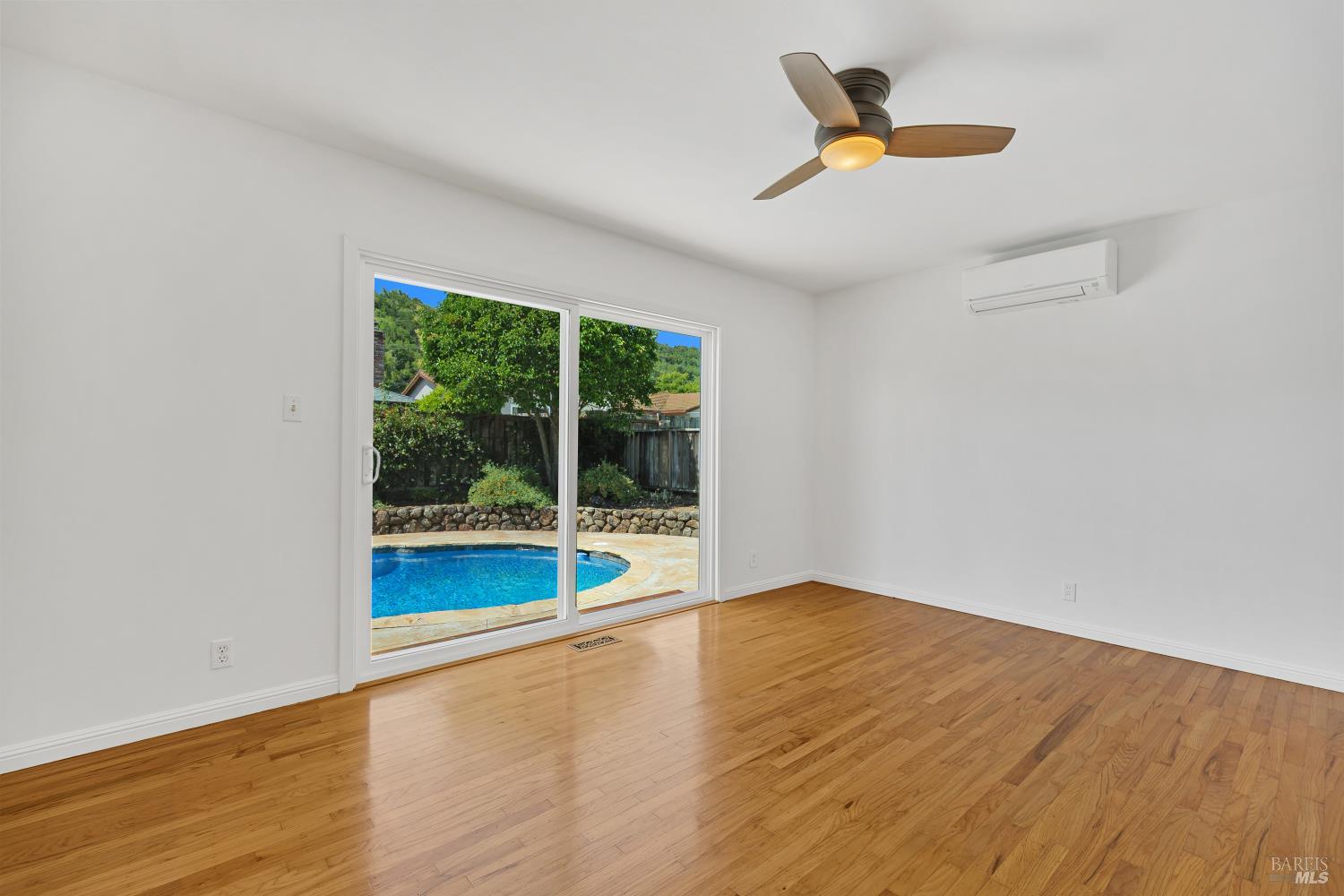 463 Calle De La Mesa Novato CA 94949