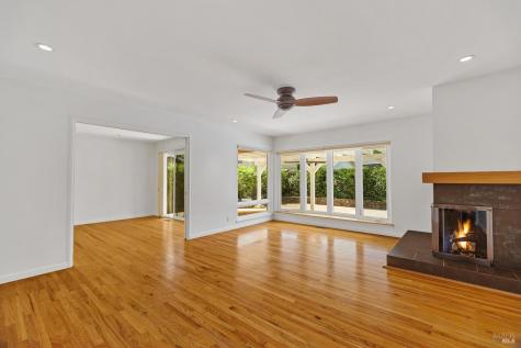 463 Calle De La Mesa Novato CA 94949