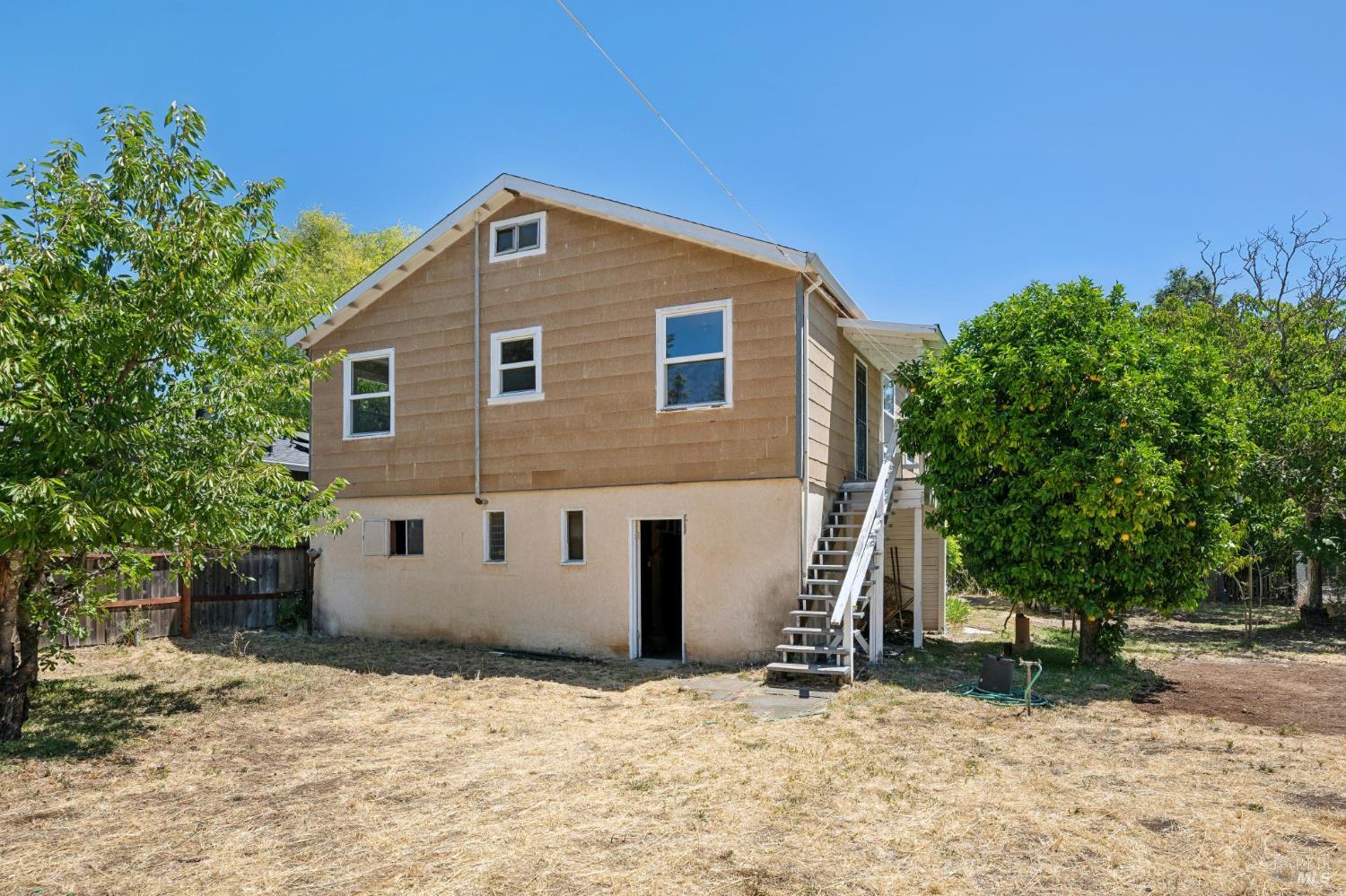 18696 Manzanita Road Sonoma CA 95476