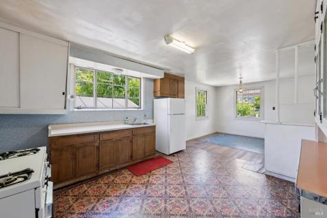 18696 Manzanita Road Sonoma CA 95476