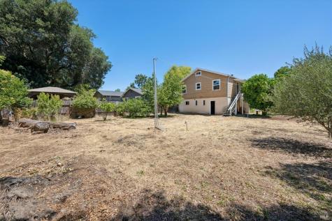 18696 Manzanita Road Sonoma CA 95476