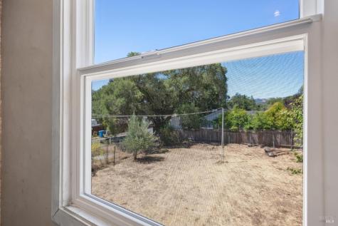 18696 Manzanita Road Sonoma CA 95476