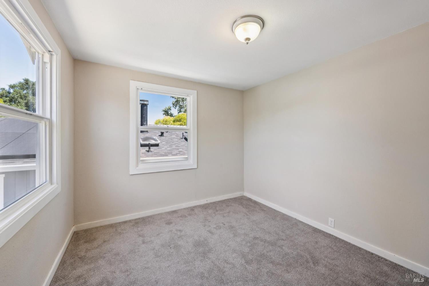 18696 Manzanita Road Sonoma CA 95476