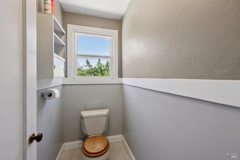 18696 Manzanita Road Sonoma CA 95476