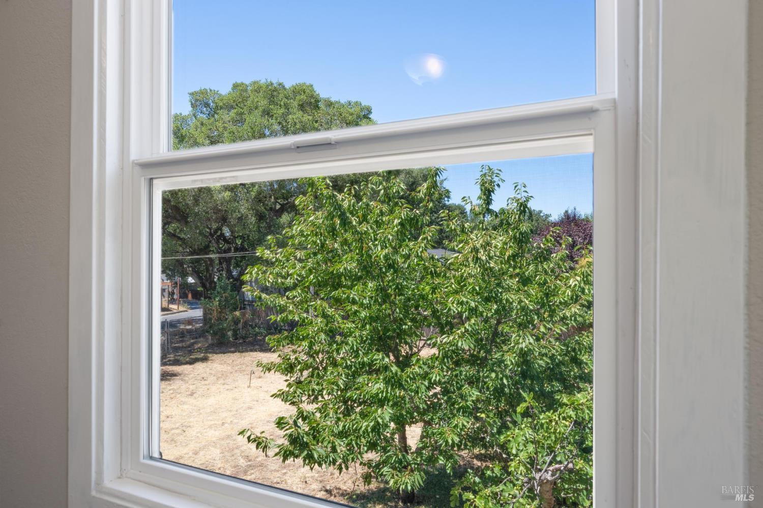 18696 Manzanita Road Sonoma CA 95476