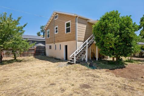 18696 Manzanita Road Sonoma CA 95476