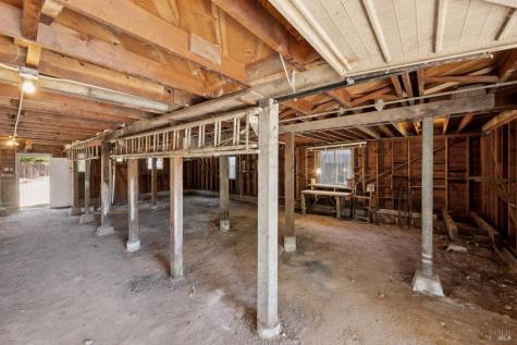 18696 Manzanita Road Sonoma CA 95476