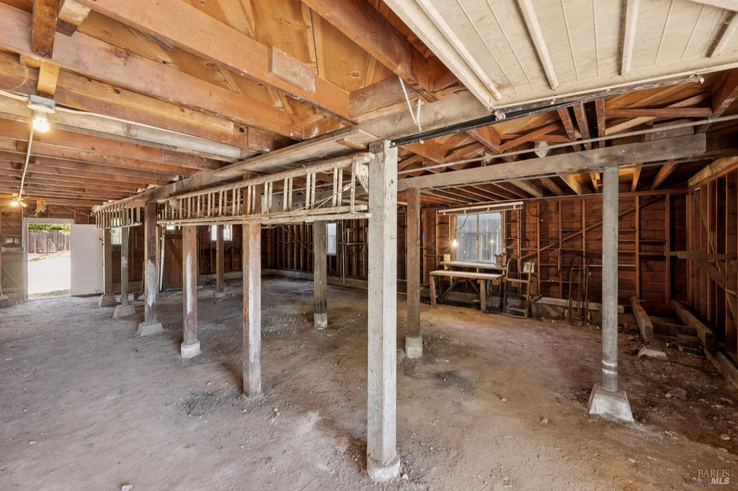 18696 Manzanita Road Sonoma CA 95476