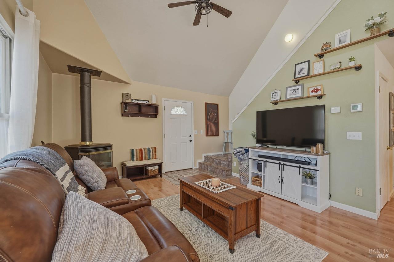 1021 Bridle Street Pope Valley CA 94567