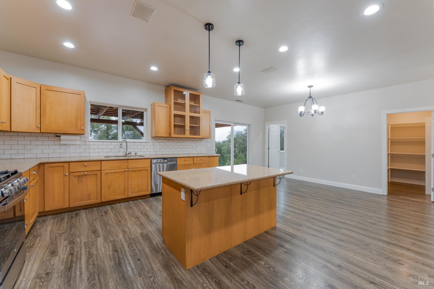 1461 Ponderosa Way Redwood Valley CA 95470