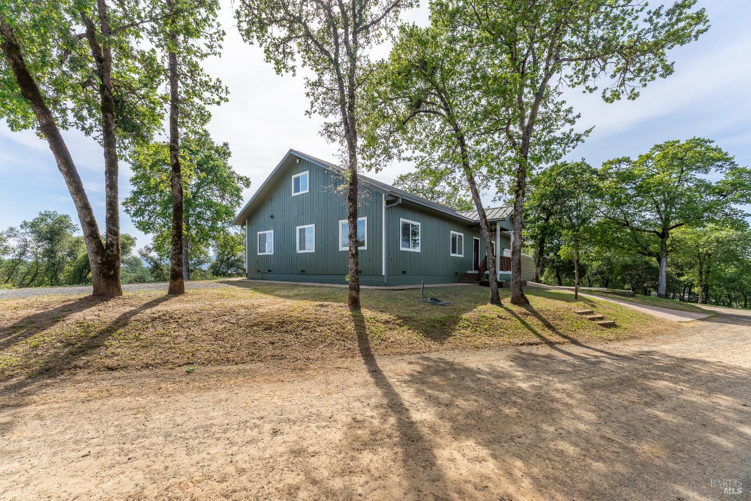 1461 Ponderosa Way Redwood Valley CA 95470