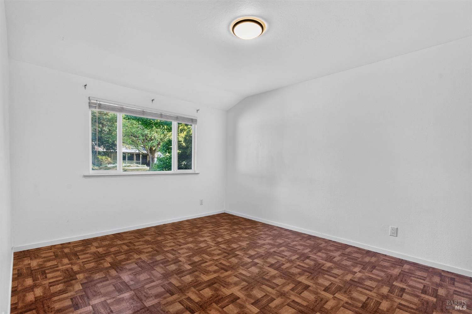 3136 Kingston Avenue Napa CA 94558