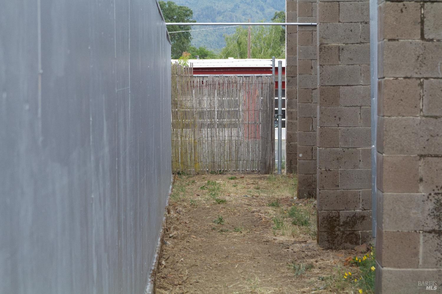 45021 N Highway 101 Laytonville CA 95454