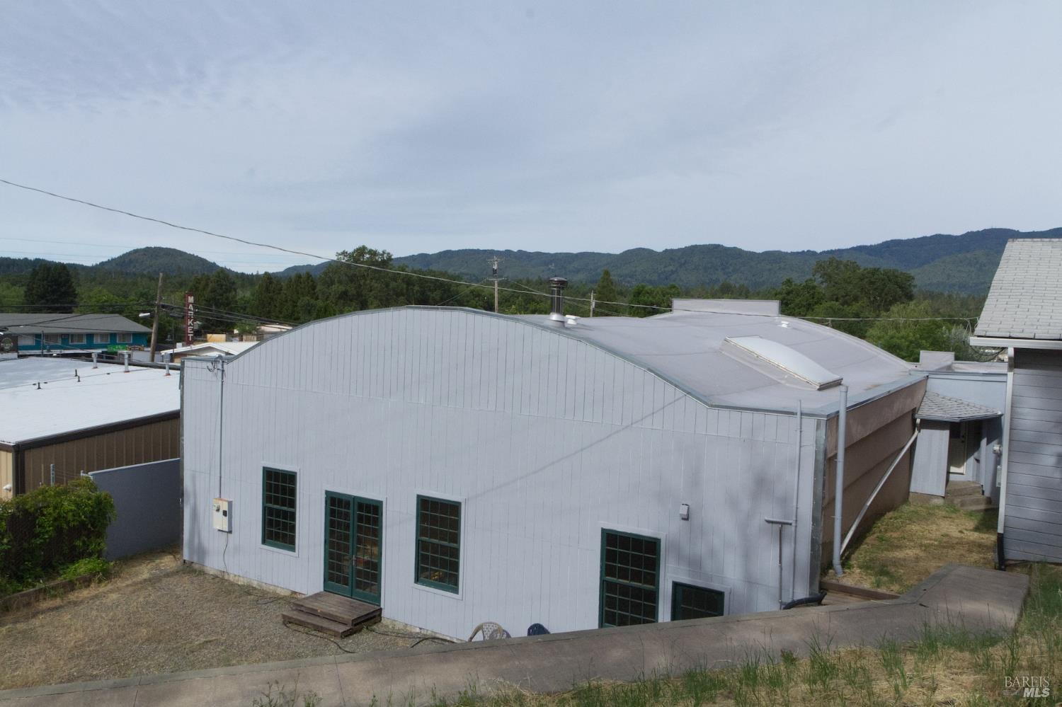 45021 N Highway 101 Laytonville CA 95454