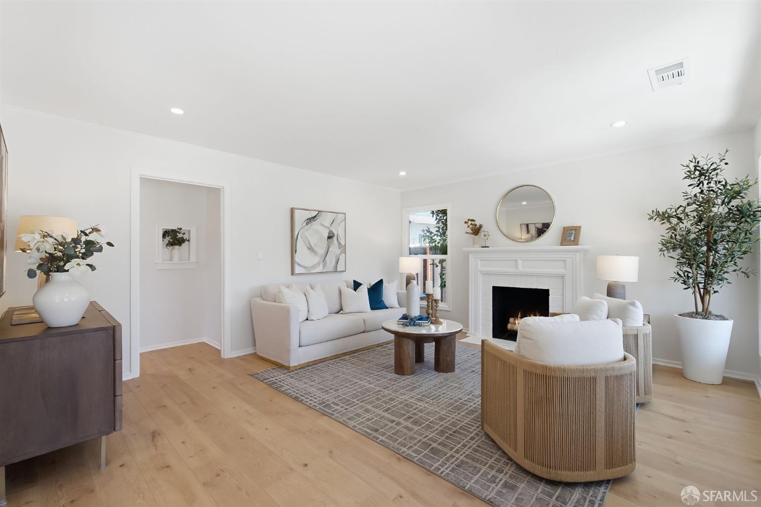 354 N Humboldt Street San Mateo CA 94401