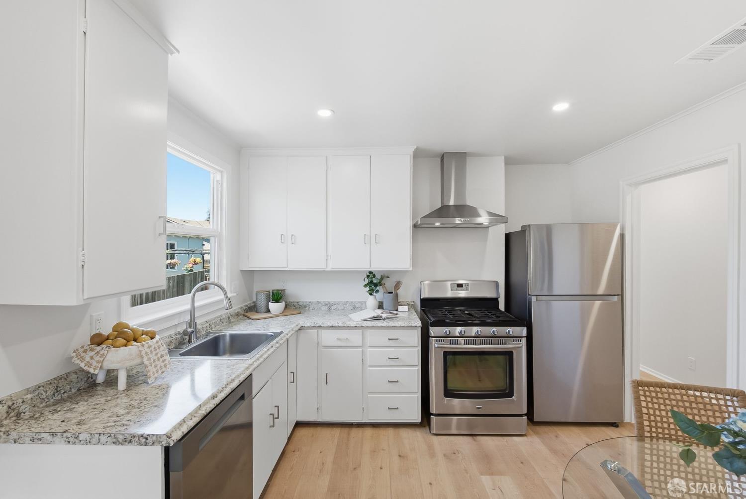 354 N Humboldt Street San Mateo CA 94401