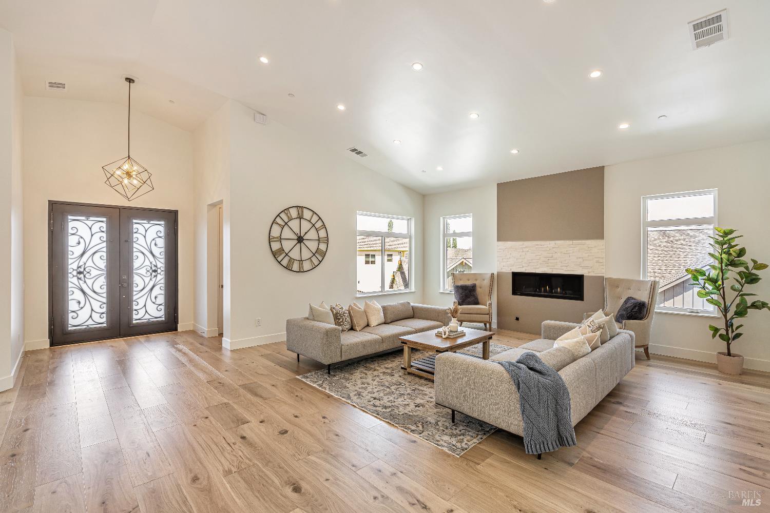 2022 Stony Oak Court Santa Rosa CA 95403