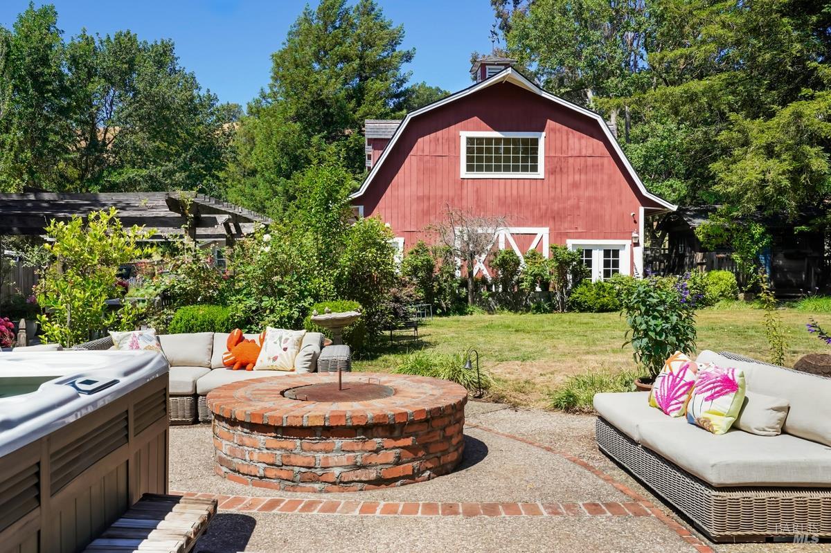 1846 Indian Valley Road Novato CA 94947