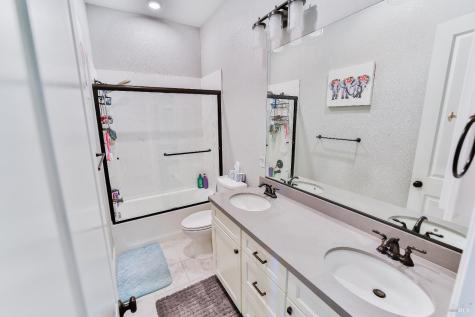 1331 Ridgecrest Court Santa Rosa CA 95403