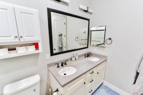 1331 Ridgecrest Court Santa Rosa CA 95403