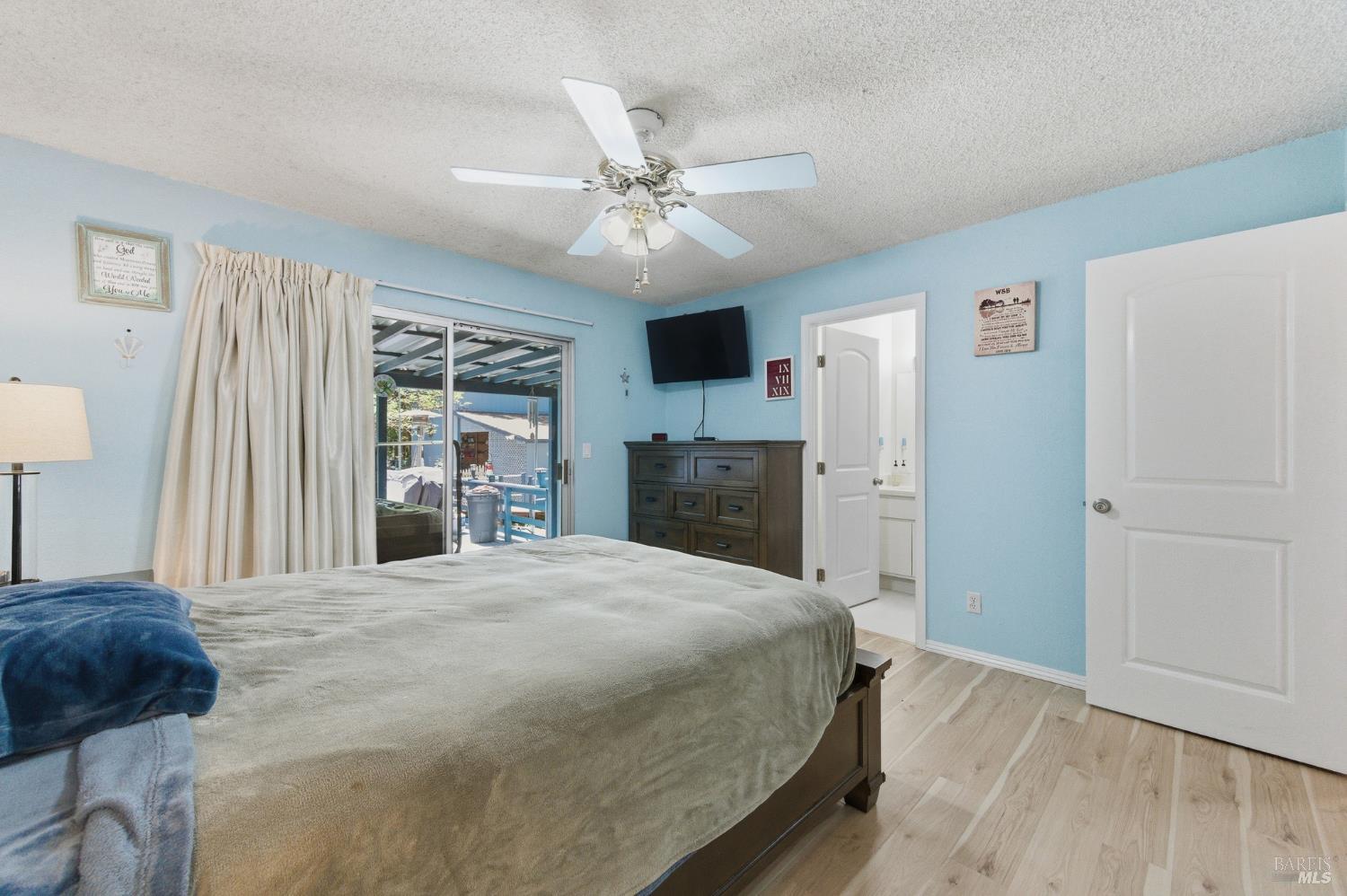 31300 Sherwood Road Willits CA 95490