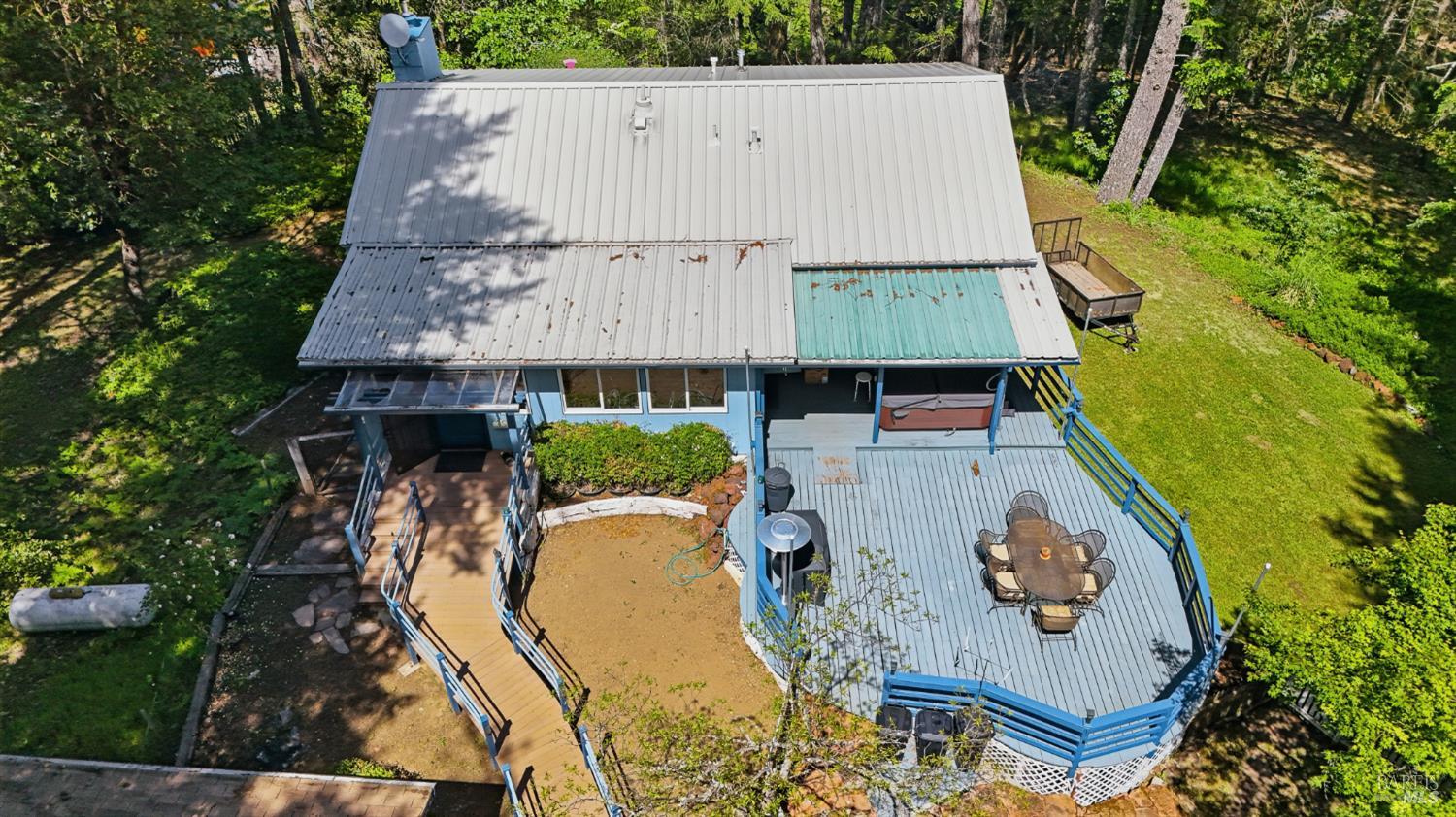 31300 Sherwood Road Willits CA 95490