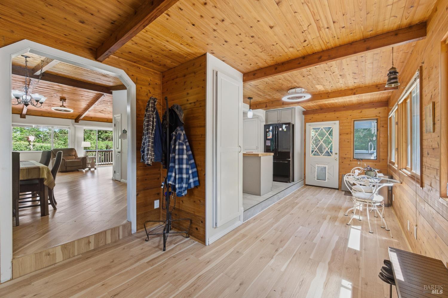 31300 Sherwood Road Willits CA 95490