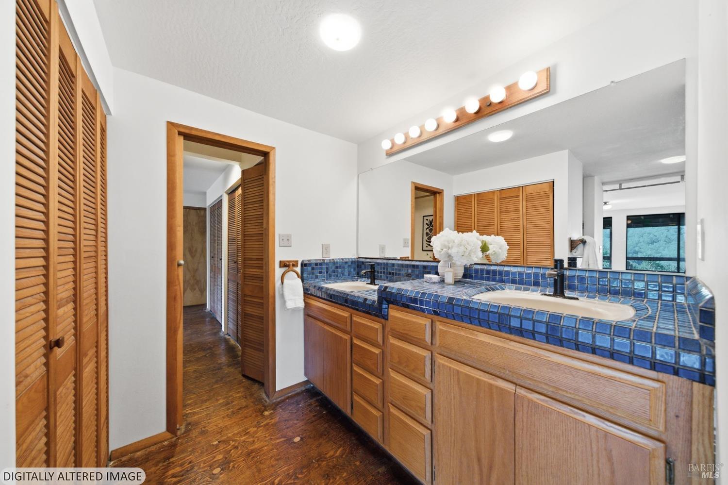 2031 Madrone Avenue Healdsburg CA 95448