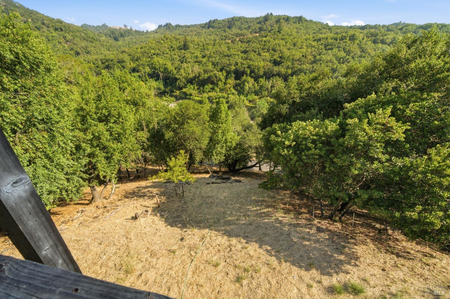 2031 Madrone Avenue Healdsburg CA 95448