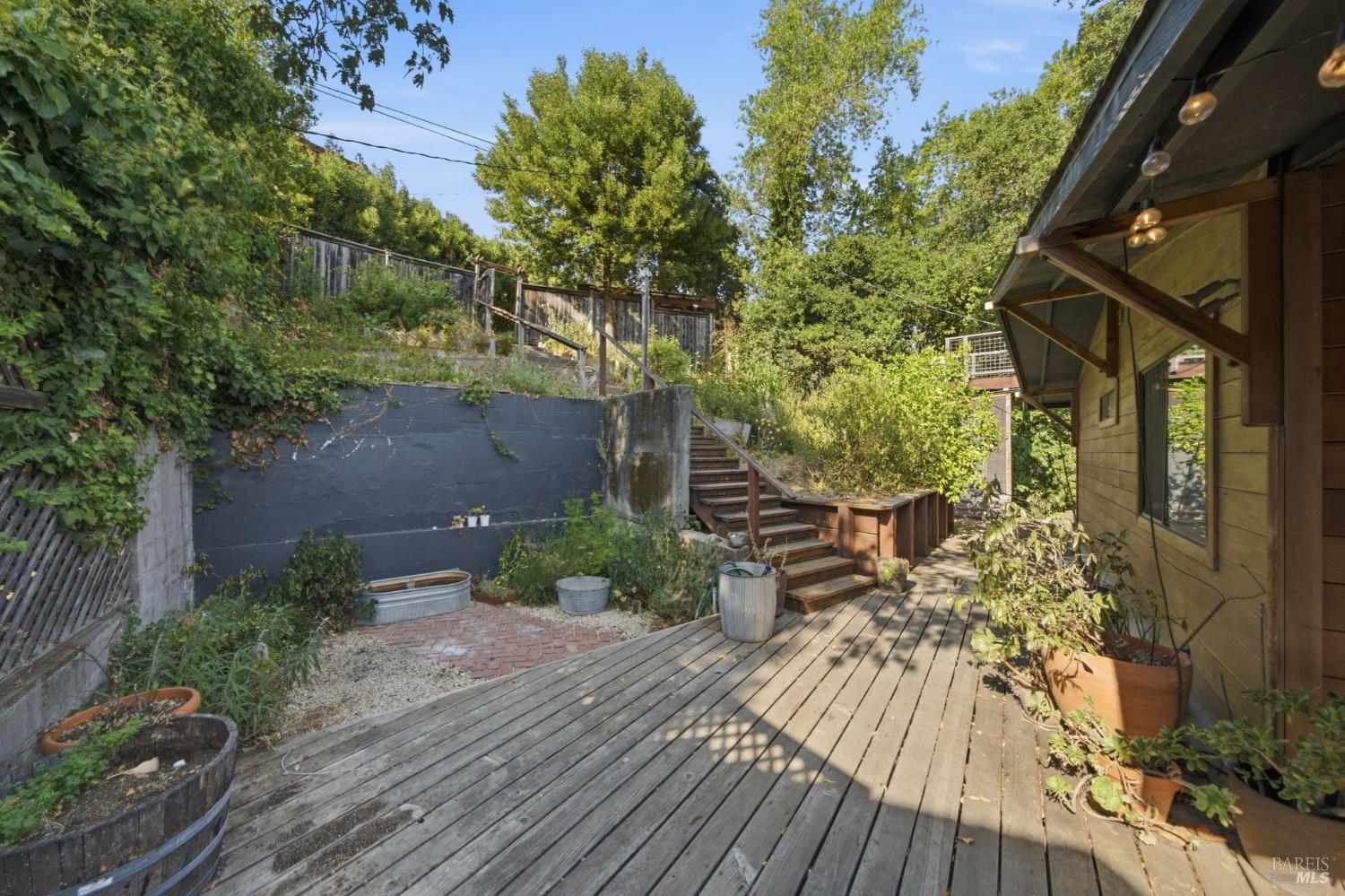 2031 Madrone Avenue Healdsburg CA 95448
