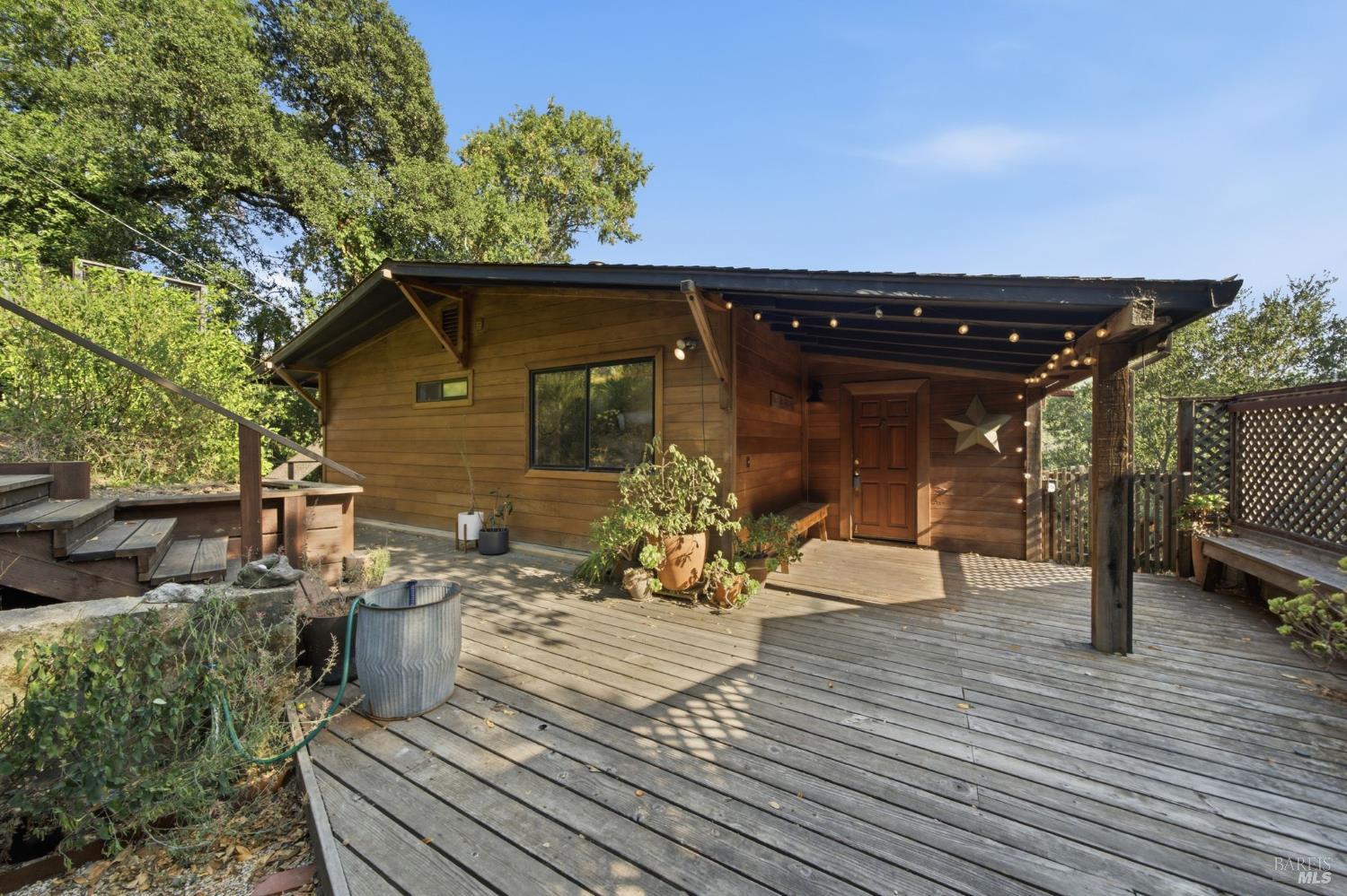 2031 Madrone Avenue Healdsburg CA 95448