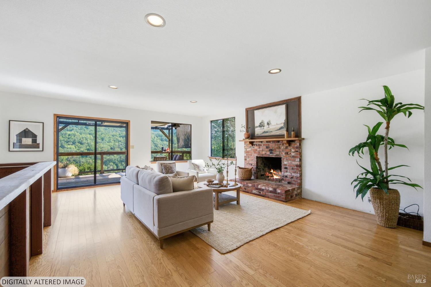 2031 Madrone Avenue Healdsburg CA 95448