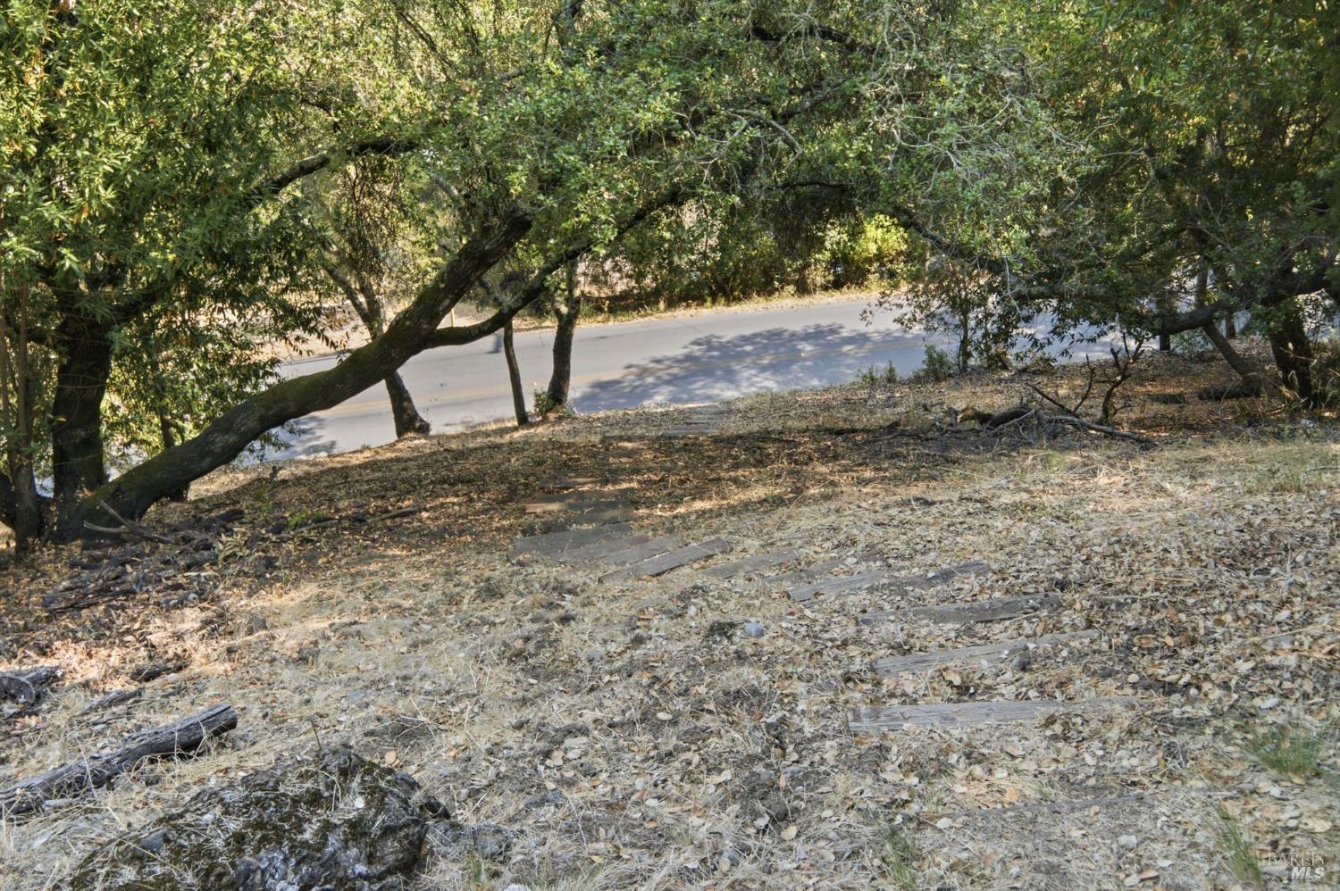2031 Madrone Avenue Healdsburg CA 95448