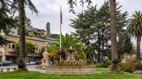2 Lower Crescent Avenue Sausalito CA 94965