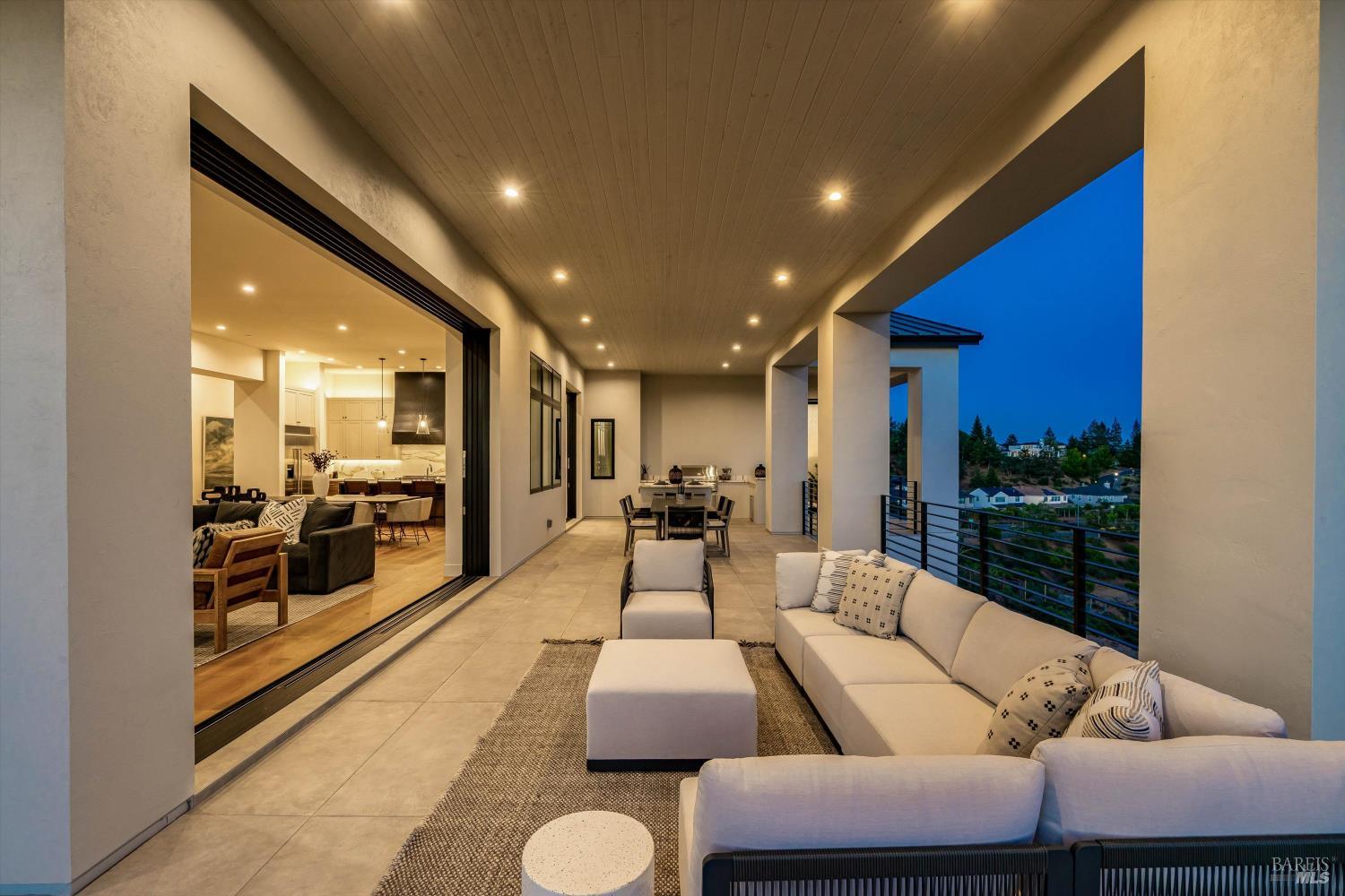 3773 Boulder Point Santa Rosa CA 95404