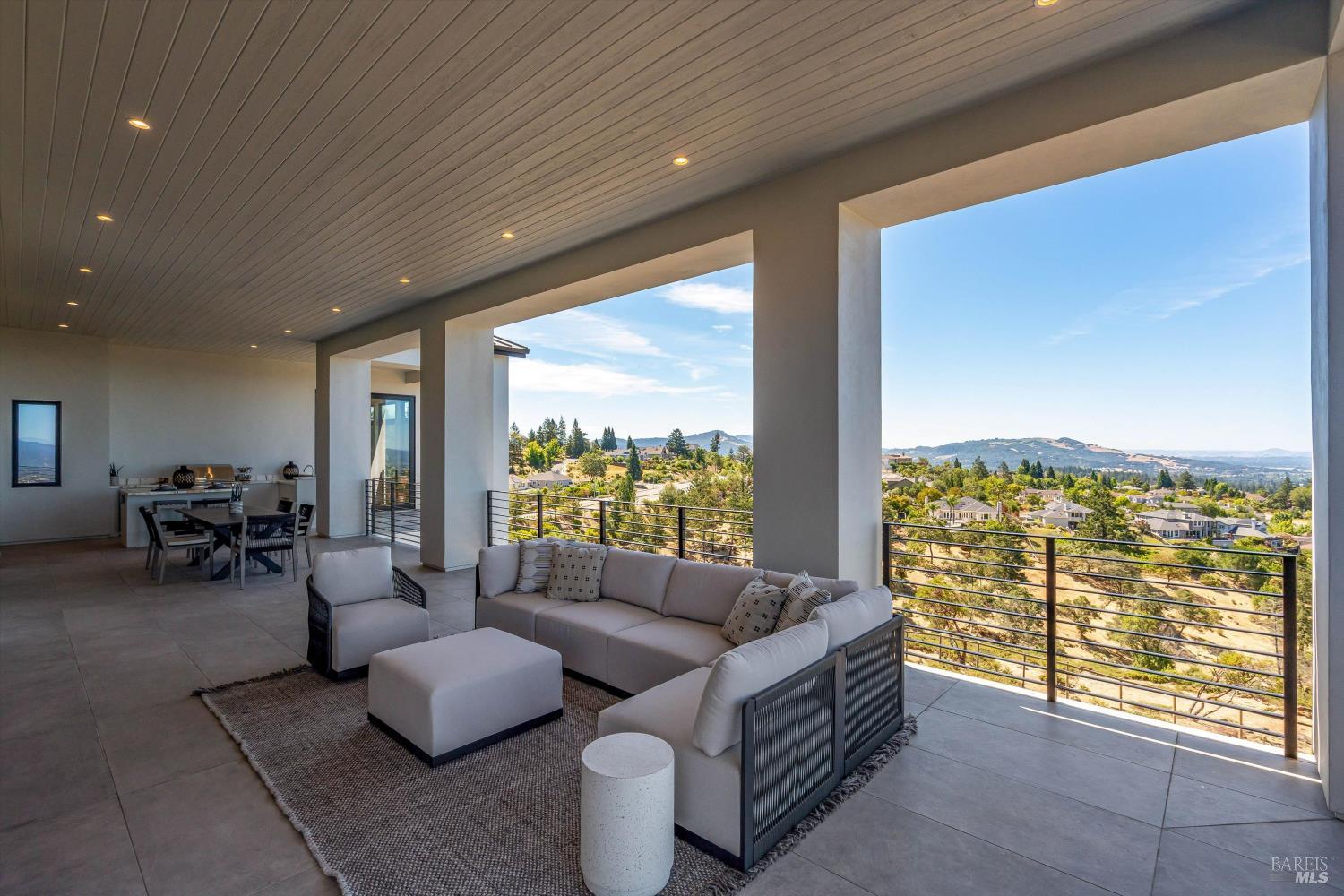 3773 Boulder Point Santa Rosa CA 95404