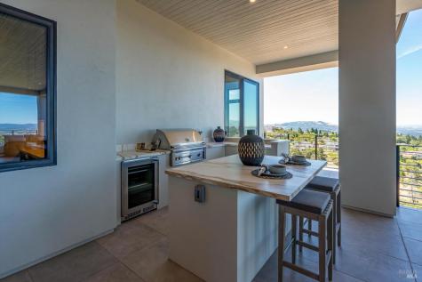 3773 Boulder Point Santa Rosa CA 95404