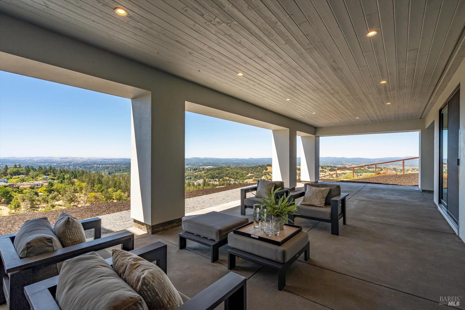 3773 Boulder Point Santa Rosa CA 95404